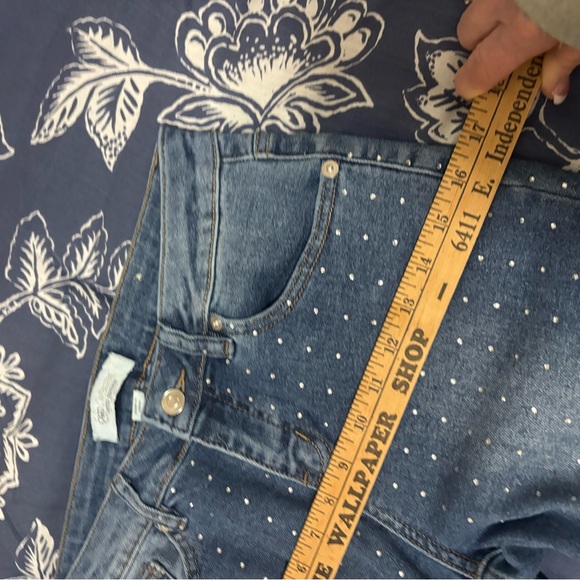 Cato rhinestone jeans petite size 6. - Picture 8 of 8